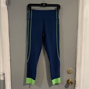ZYIA Athletic Leggings Women's Size 6/8‎